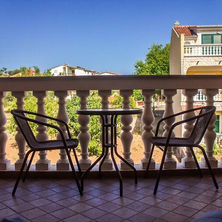 וודיצה Apartments Mediterranean Sundance מראה חיצוני תמונה