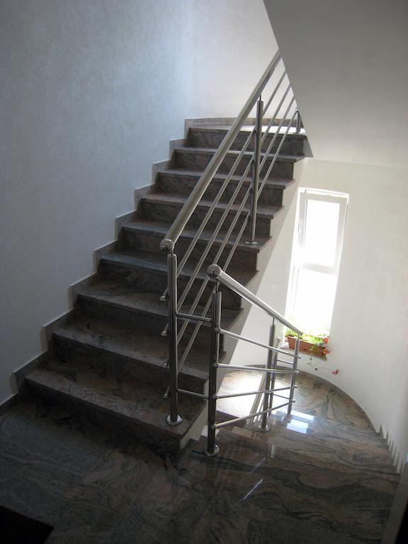 וודיצה Apartments Mediterranean Sundance מראה חיצוני תמונה