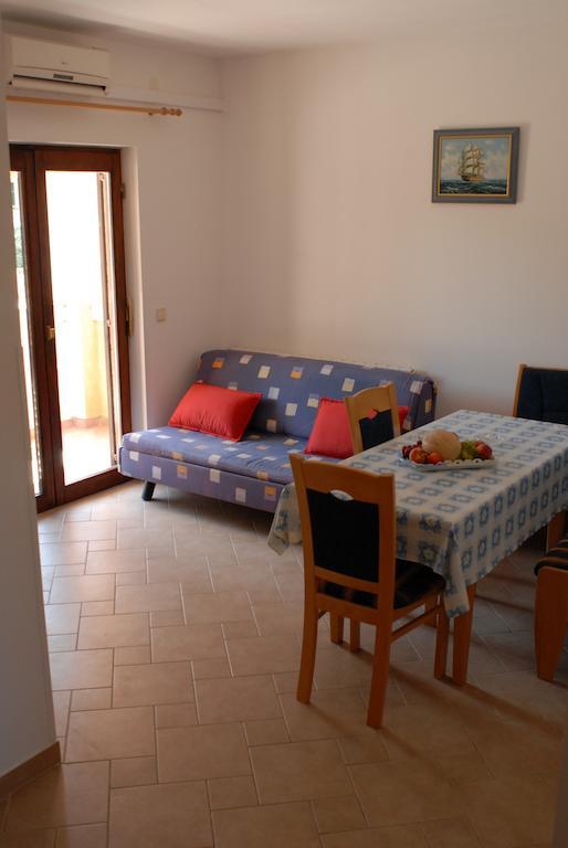 וודיצה Apartments Mediterranean Sundance חדר תמונה